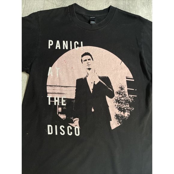 Panic At The Disco Shirt Mens Medium Black Concert Tee Death Bachelor Tour 2017 - Picture 5 of 9